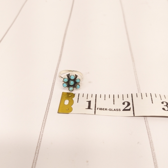 Beautiful Dainty Turquoise Cluster Ring - Picture 9 of 10